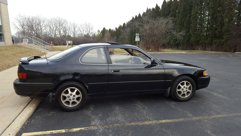 Illustration for article titled Story of My First Car: 1995 Camry V6 Coupe
